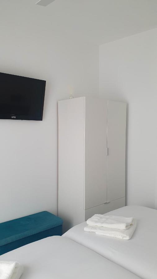 Tres Torres Apartamento Turistico Almoharin Zewnętrze zdjęcie